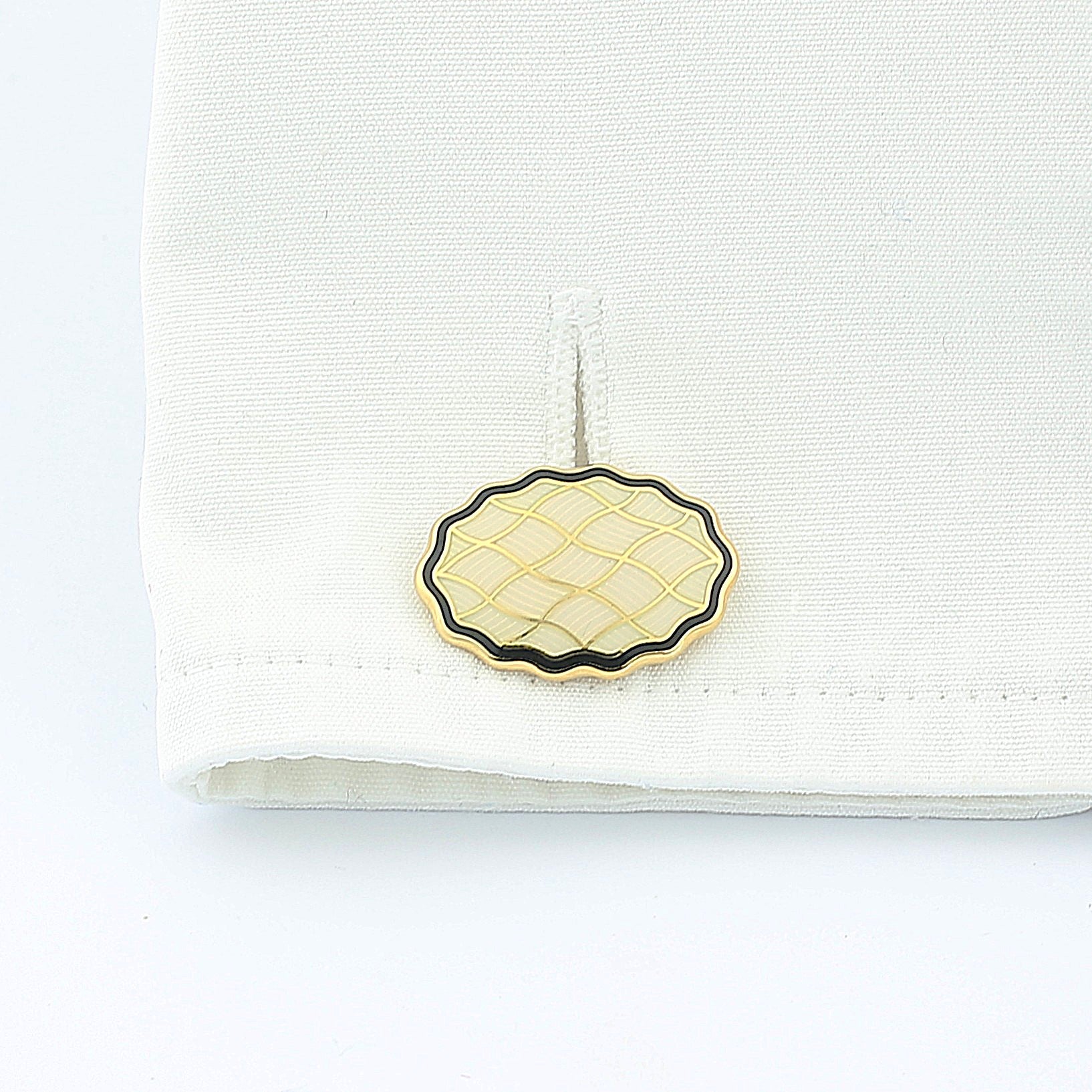 wavy black/cream enamel 18ct yellow gold cufflinks - cuff