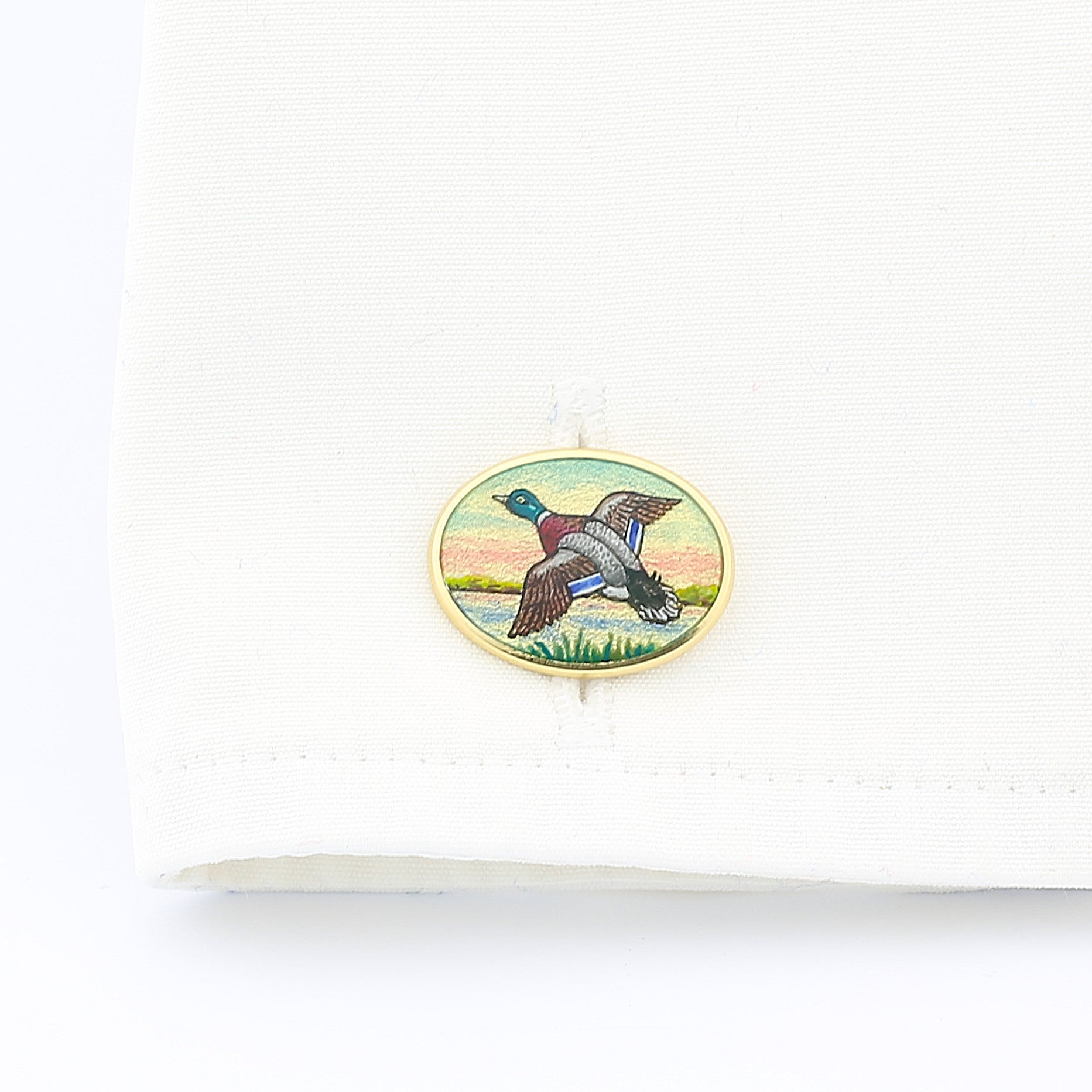 GAMEBIRDS PAINTED BACKGROUND 18ct YELLOW GOLD CUFFLINKS - cuff