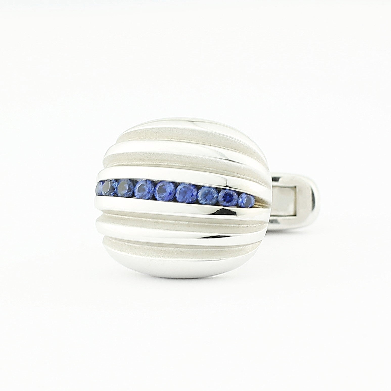 sapphire centred ribbed cushion 18ct white gold cufflinks - main 1 bg not remvd