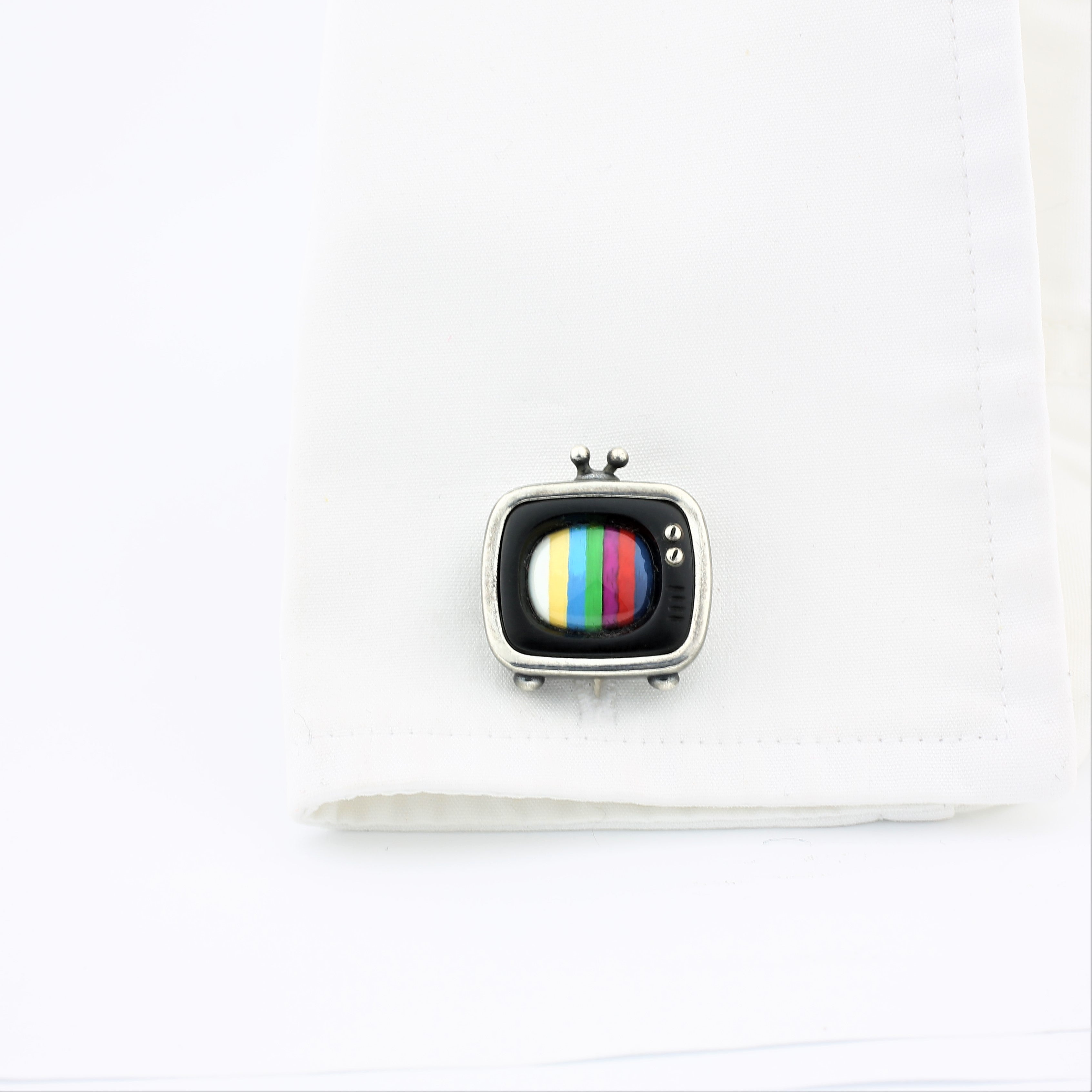 TV CUFFLINKS - cuff