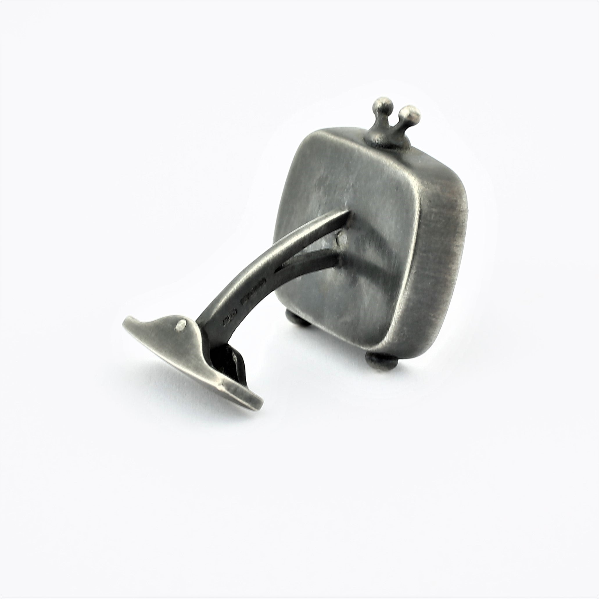 TV CUFFLINKS - rear