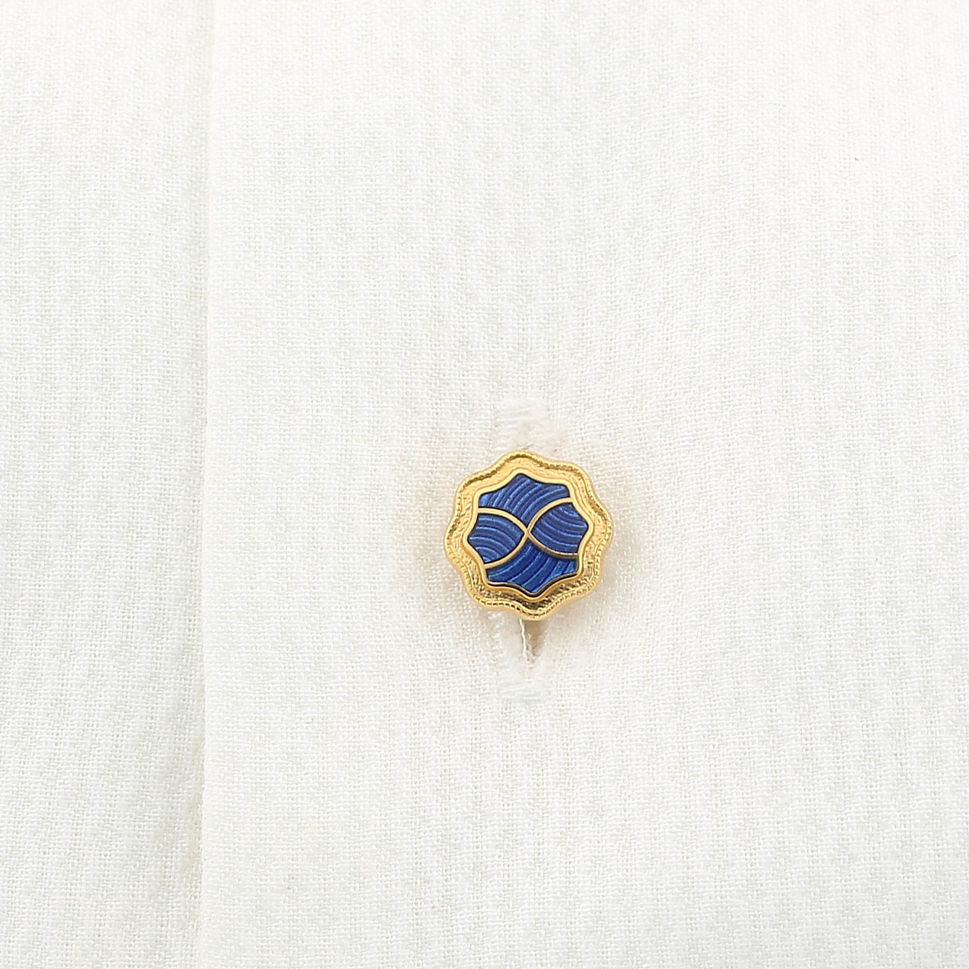 wavy blue 18ct yellow gold shirt studs - shirt