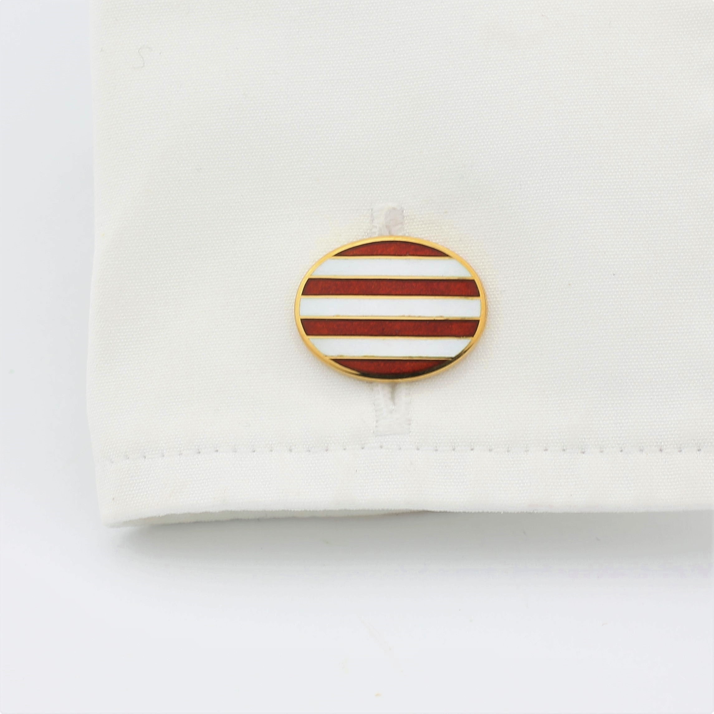 'STARS & STRIPES' 18ct YELLOW GOLD CUFFLINKS - cuff