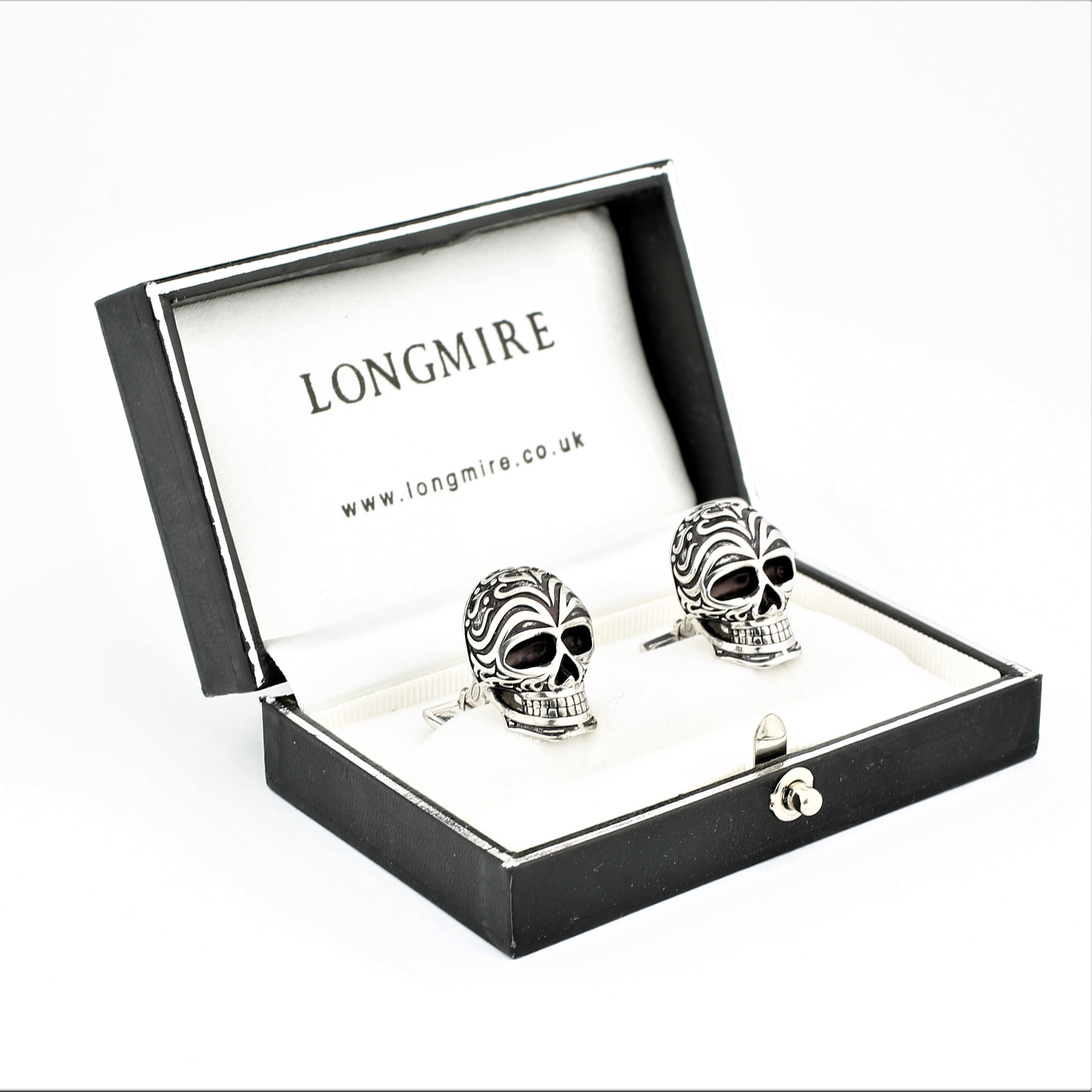 Skull cufflinks in silver and enamel - boxed