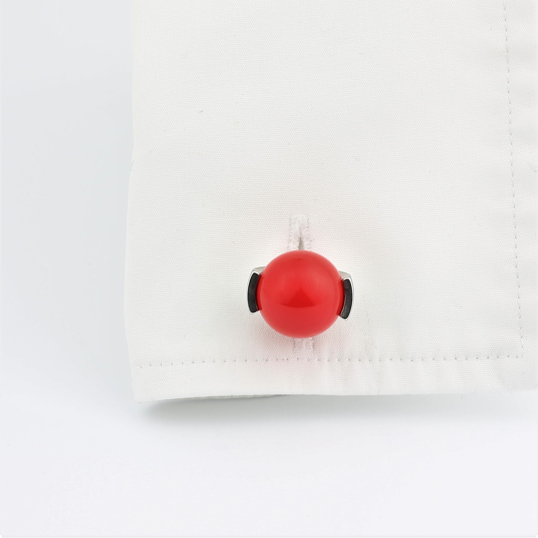 SNOOKER BALL CUFFLINK SET - cuff