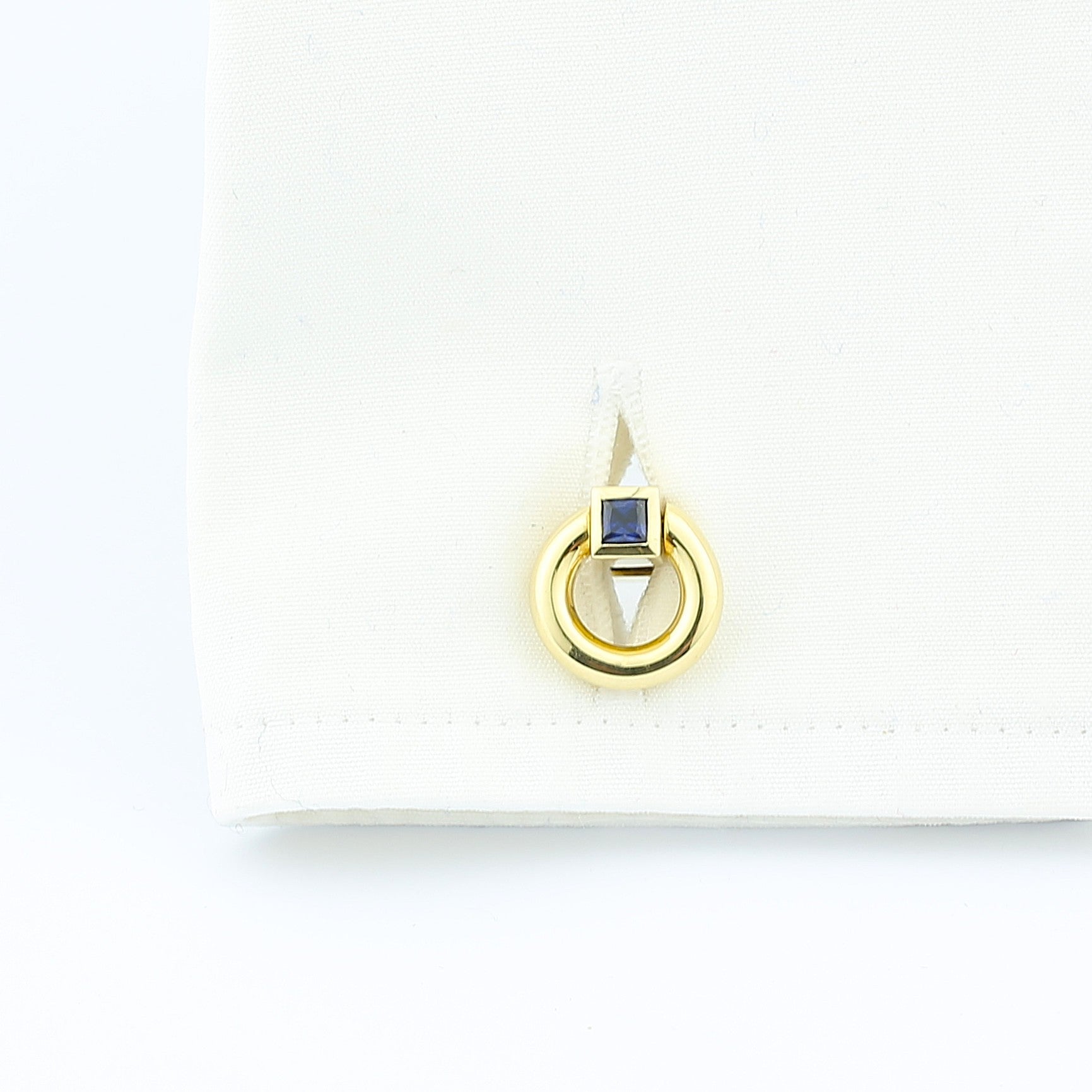 round snaffle sapphire terminal 18k yellow gold cufflinks - cuff