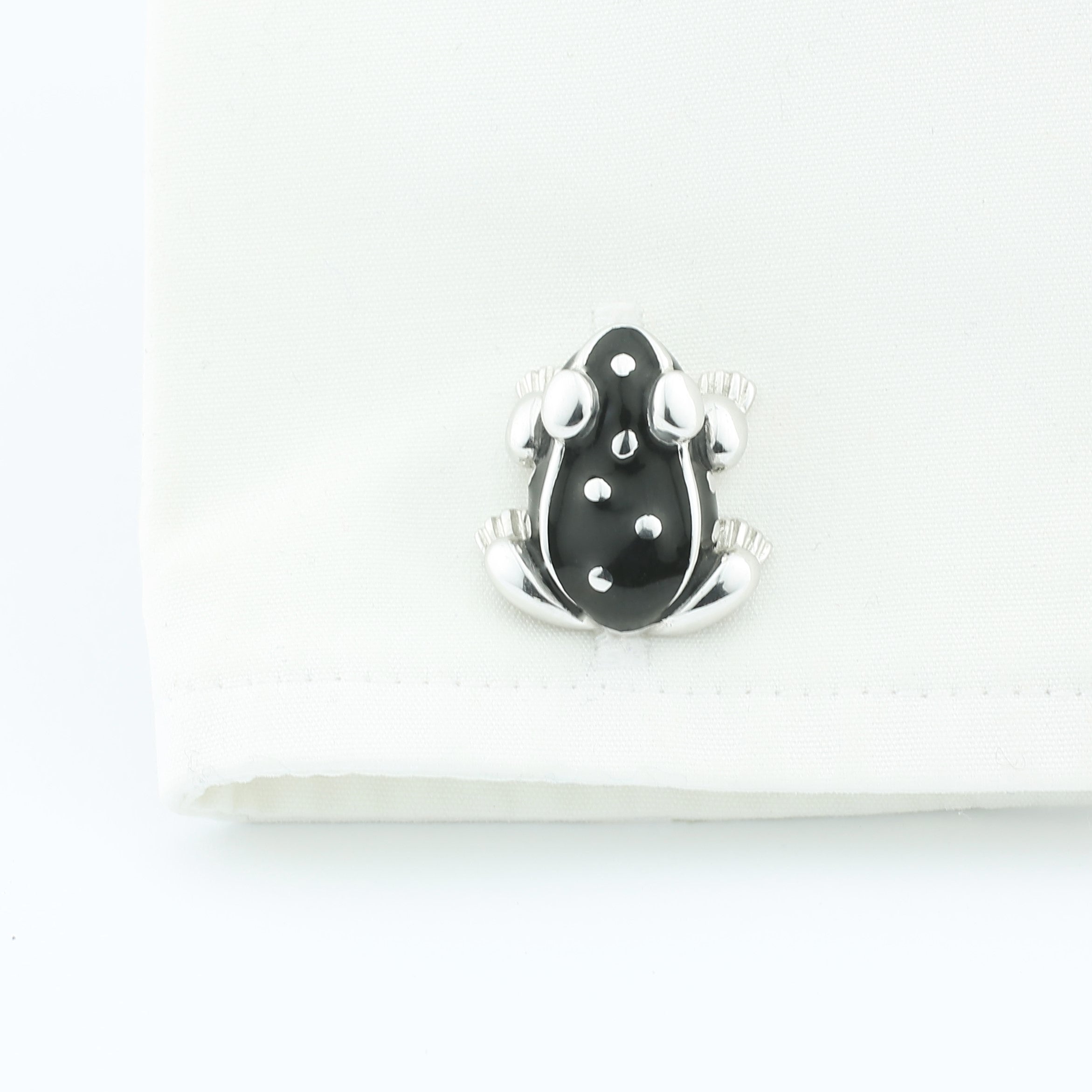 spotted toad black enamelled 18ct white gold - cuff