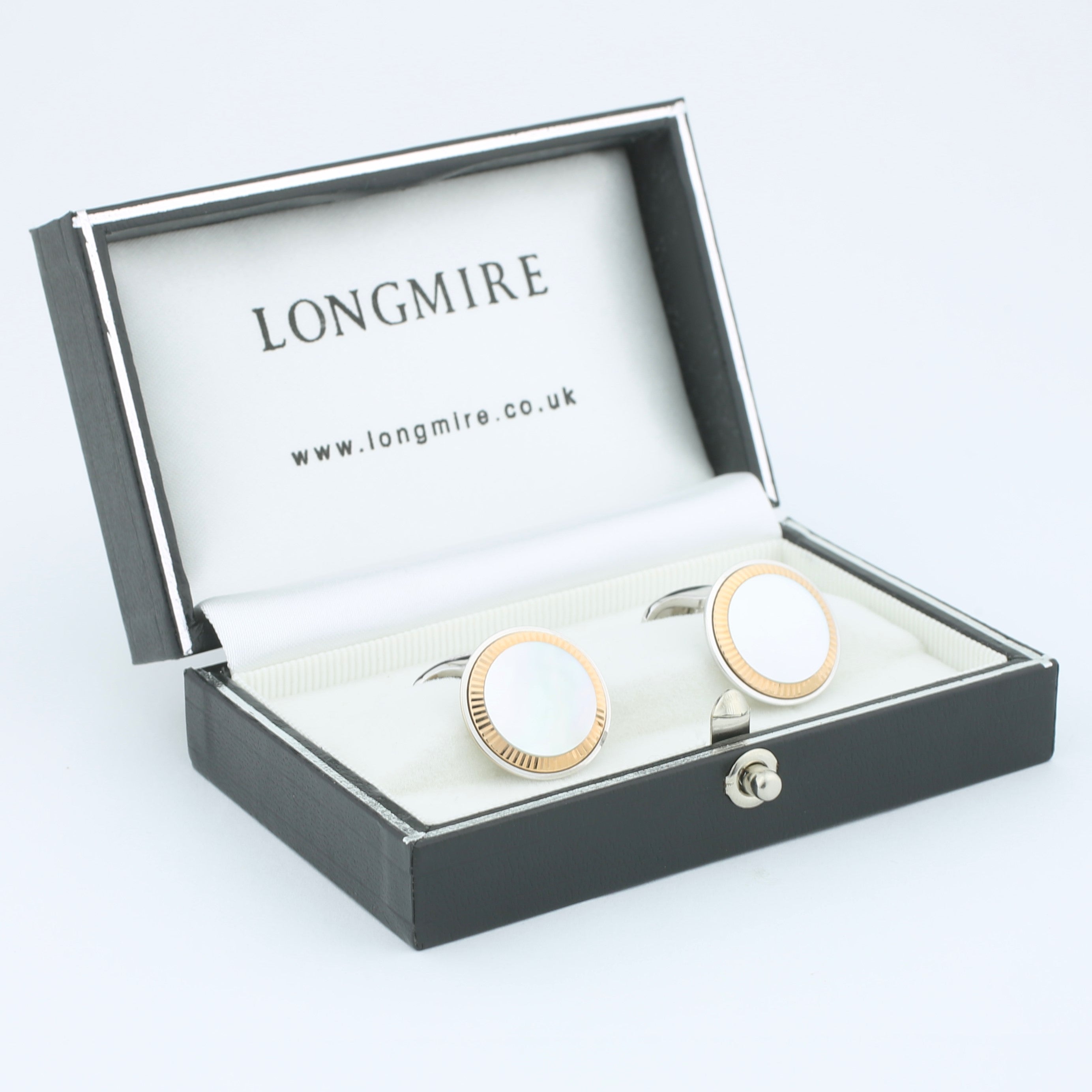 mother of pearl FLUTED 18ct WHITE GOLD CUFFLINKS - boxed