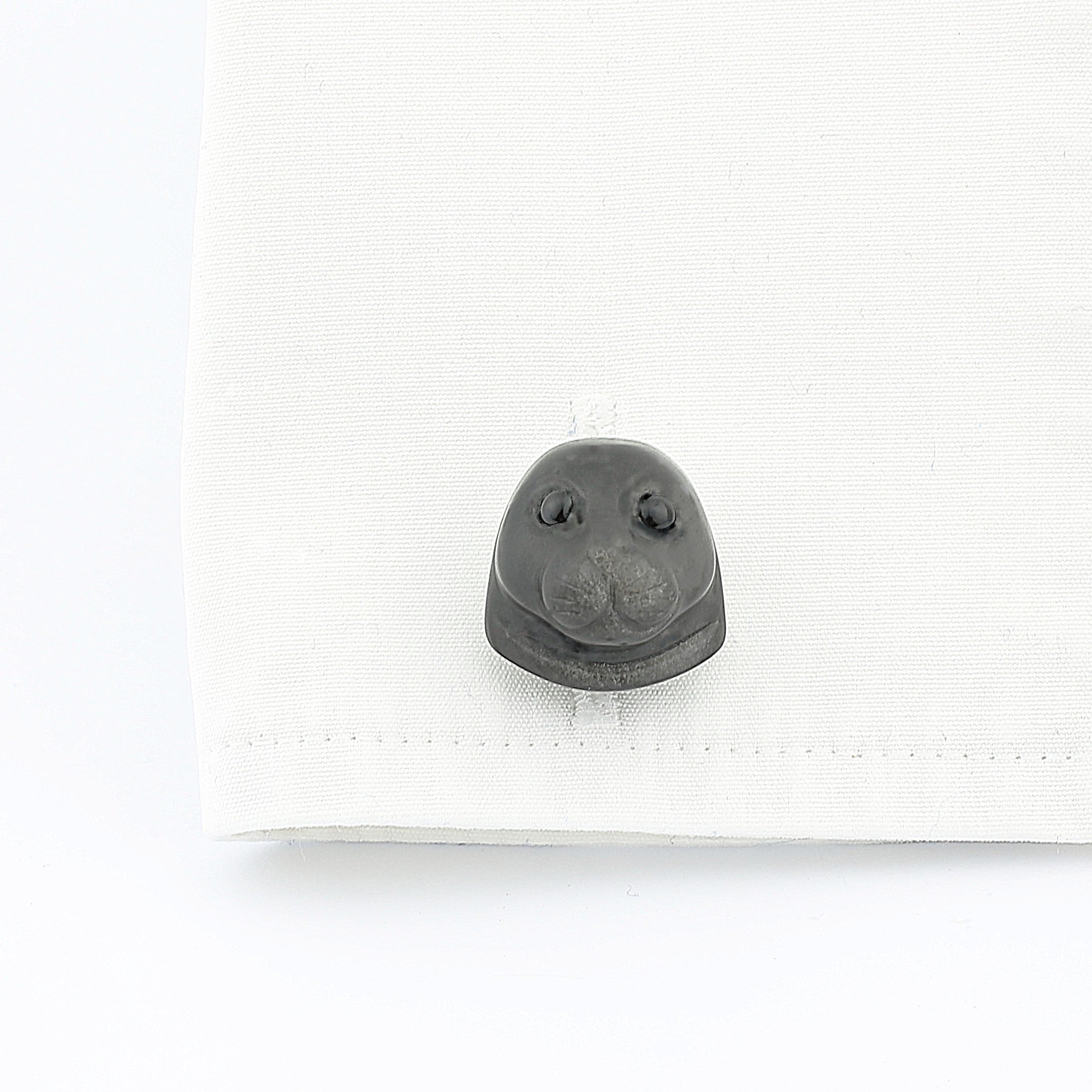 seal obsidian 18ct white gold cufflinks - cuff