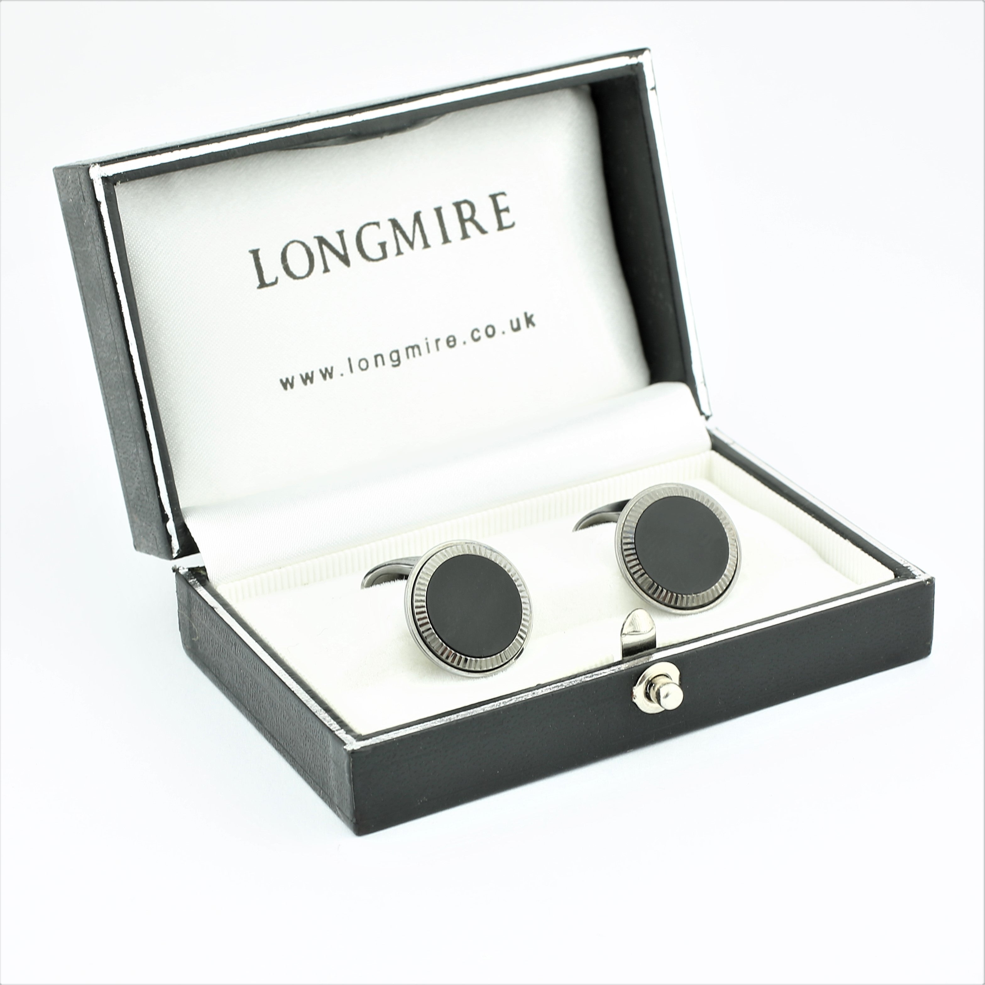 ONYX FLUTED 18ct WHITE GOLD CUFFLINKS - boxed