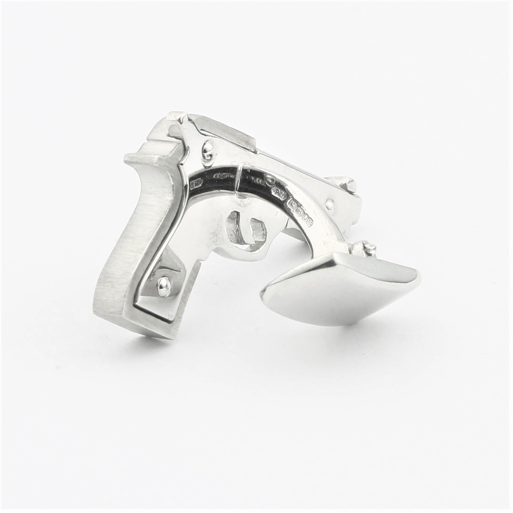 Pistol cufflinks in silver  - rear