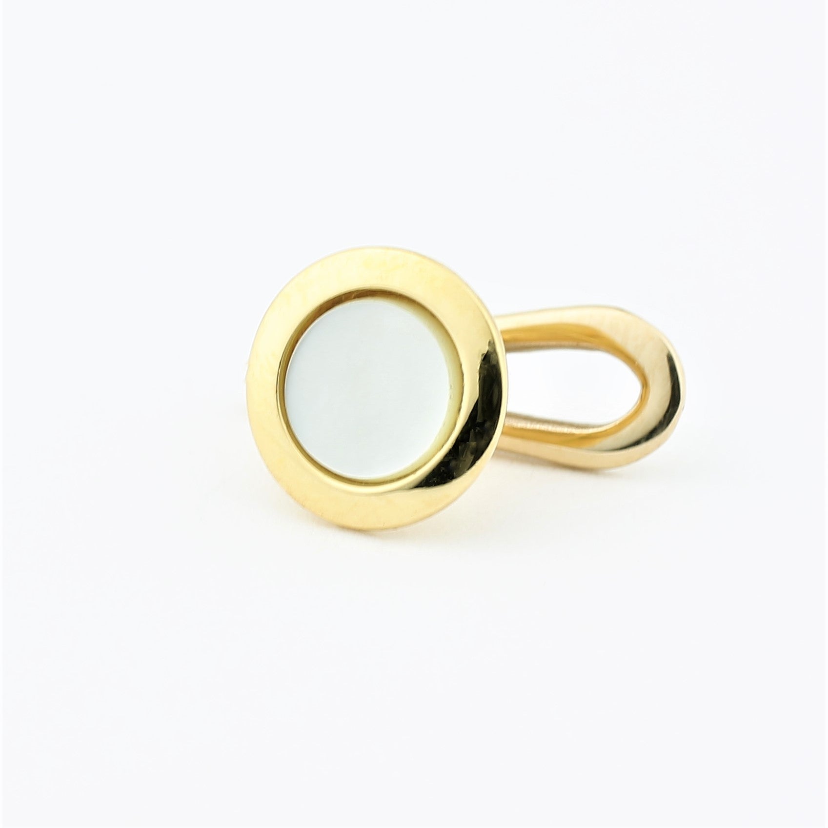 Mother of pearl studs 18k yellow gold