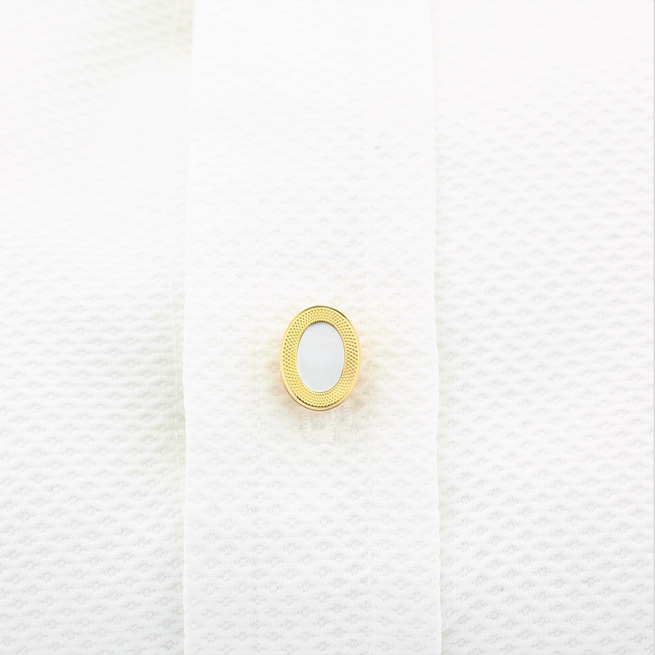 Mother of pearl studs - reeded edge - 18ct yellow gold in a shirt