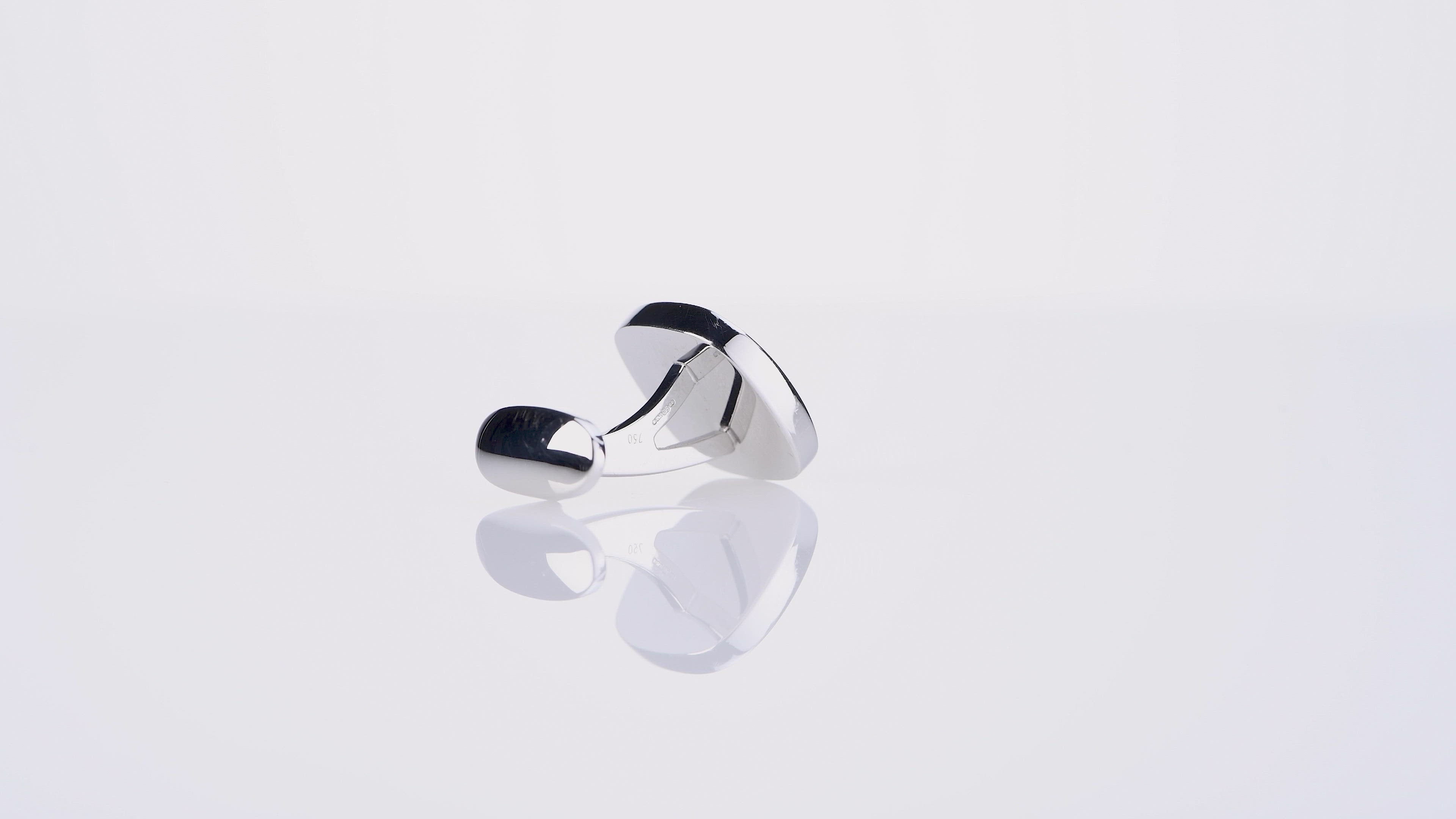 ICE BLUE PIXEL - SQUARE 18ct WHITE GOLD CUFFLINKS - vid