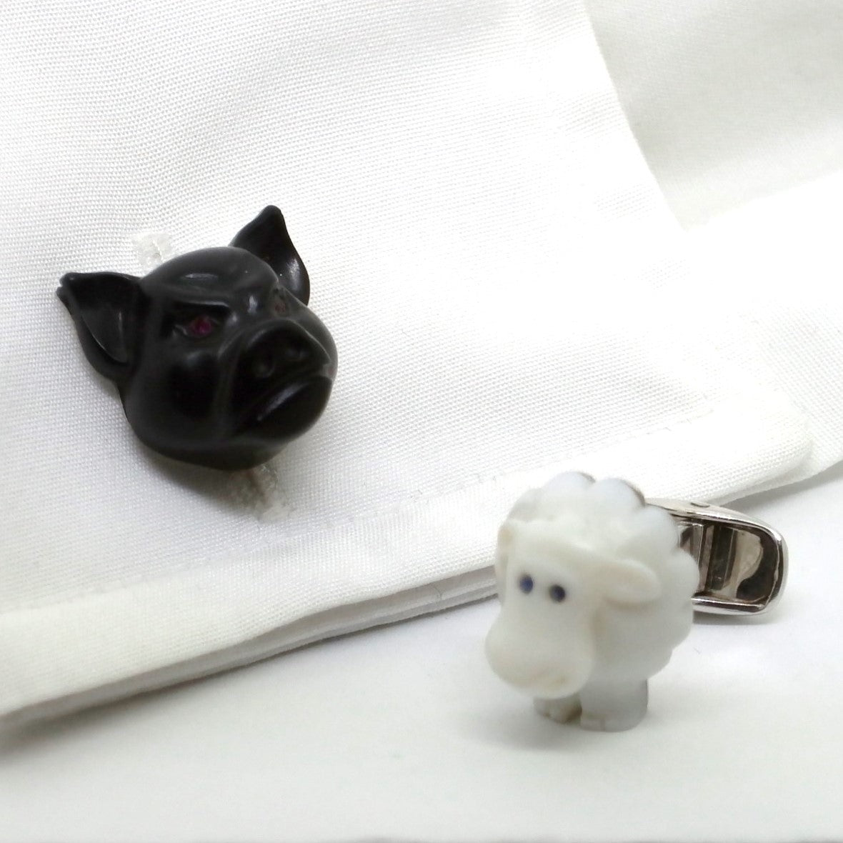 PIG AND SHEEP 18ct WHITE GOLD CUFFLINKS