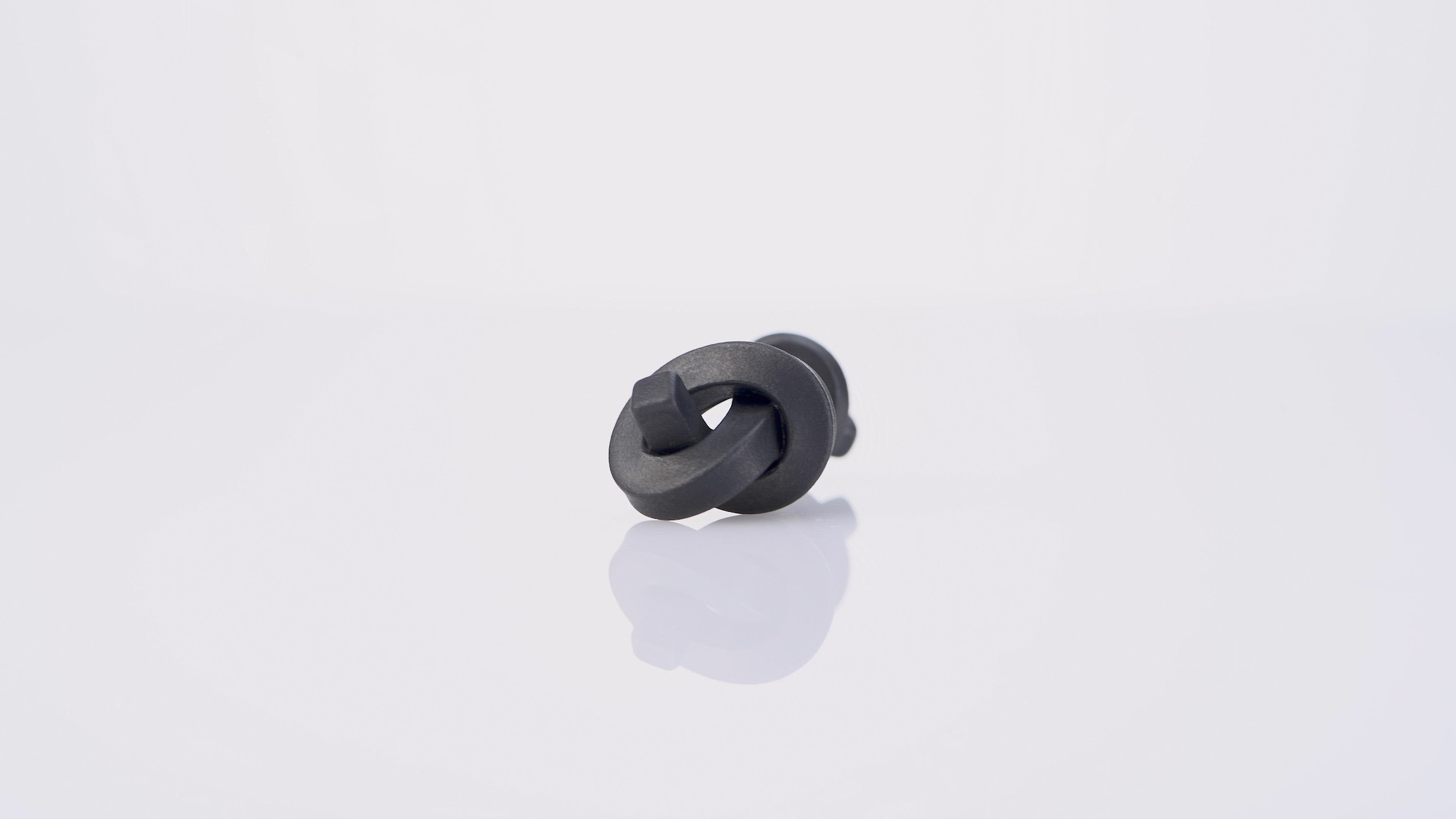 SOLID KNOT IRON CUFFLINKS - video
